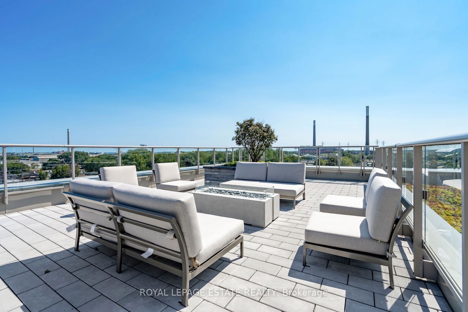 150 Logan Ave, unit 218 for sale - image #30