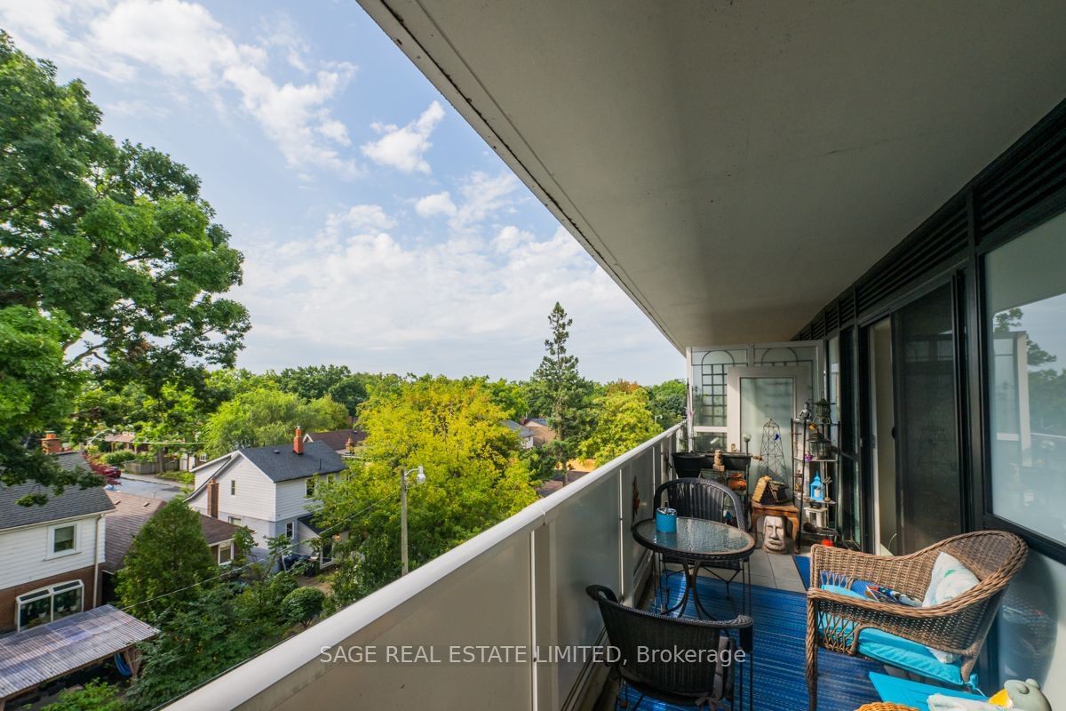 2301 Danforth Ave, unit 411 for sale