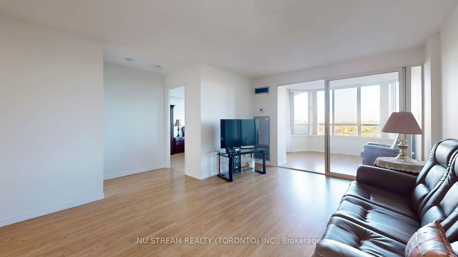 225 Bamburgh Circ, unit 1207 for sale - image #13