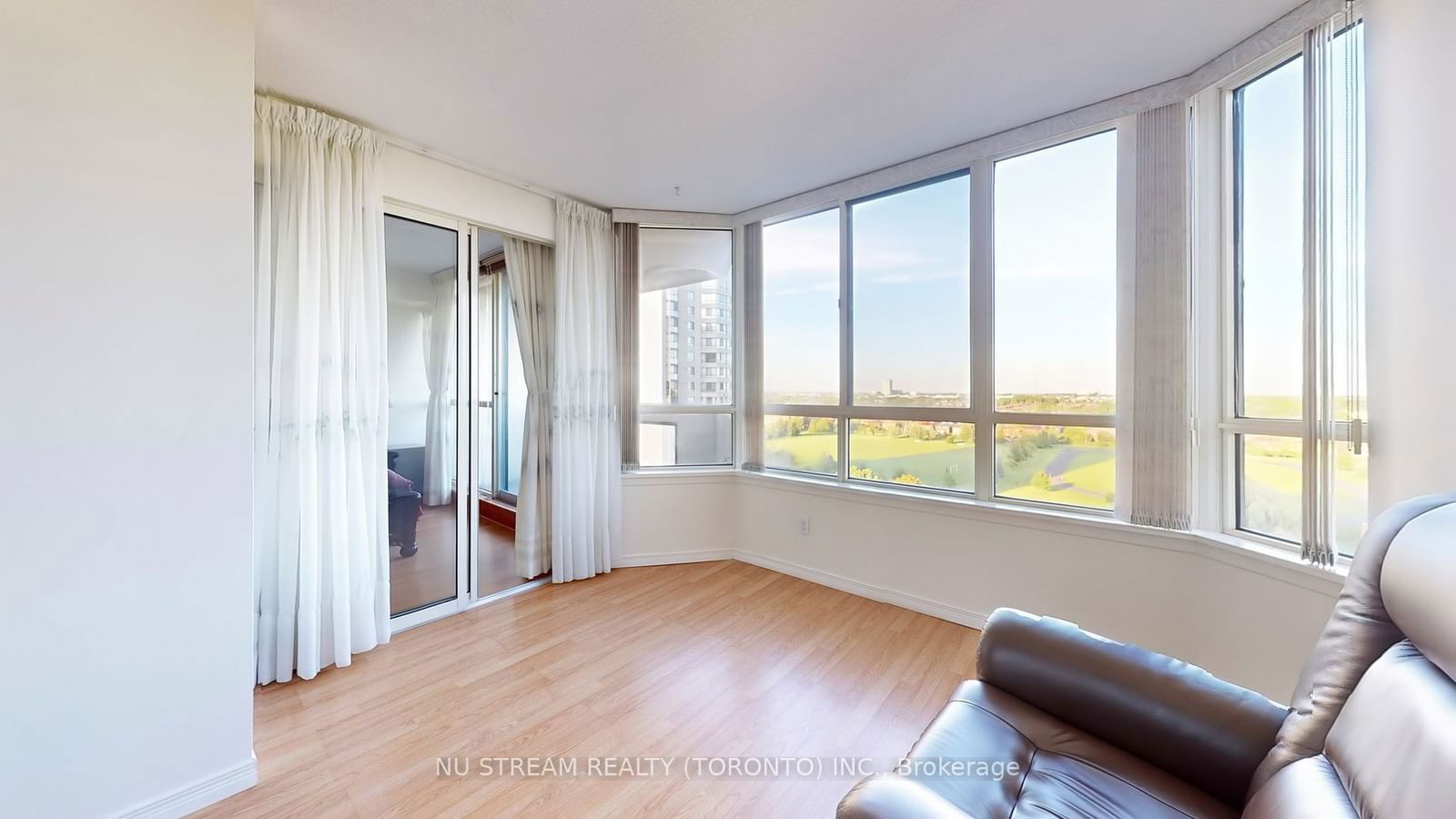 225 Bamburgh Circ, unit 1207 for sale - image #28