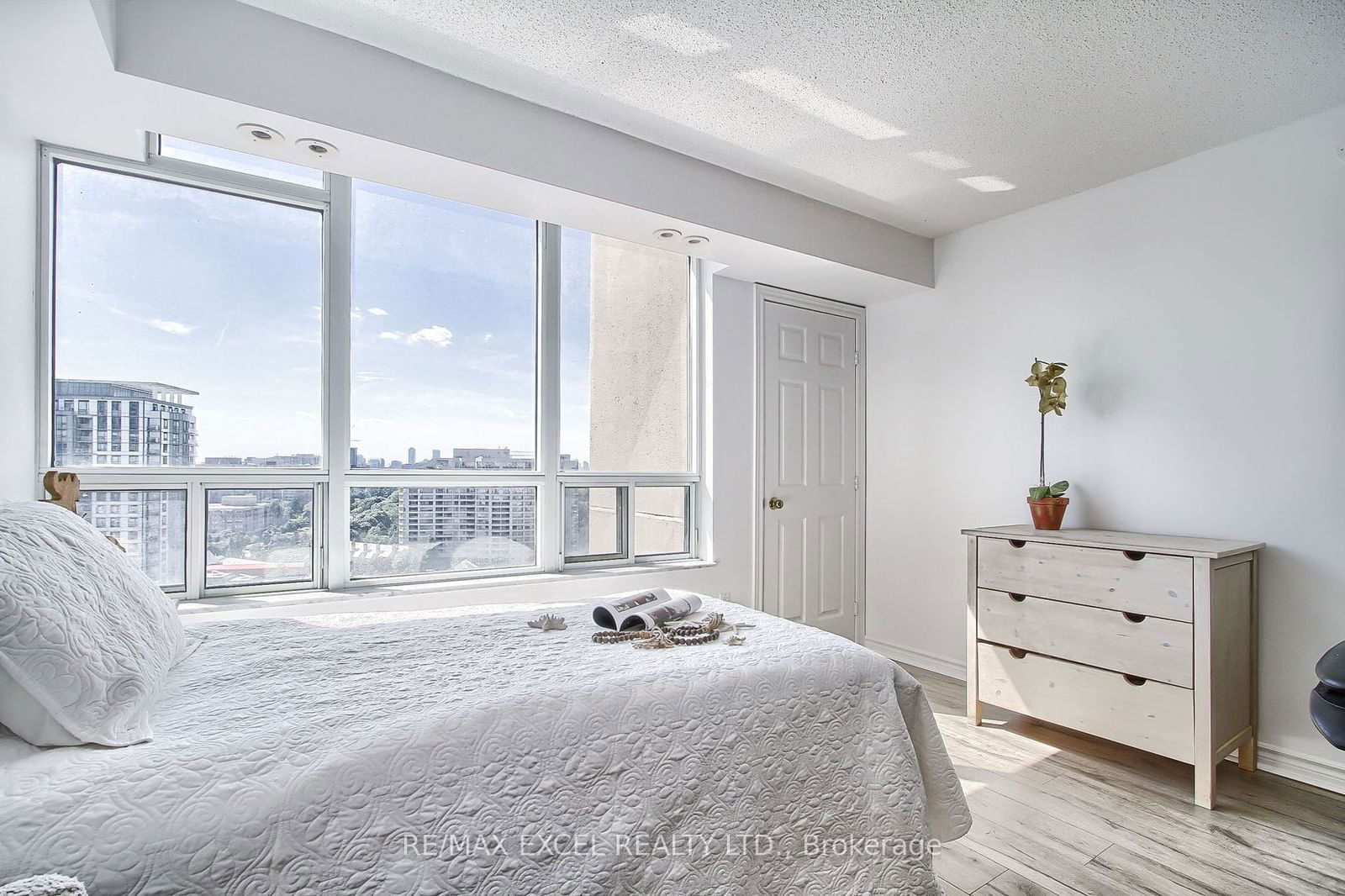 228 Bonis Ave, unit 1907 for sale - image #27