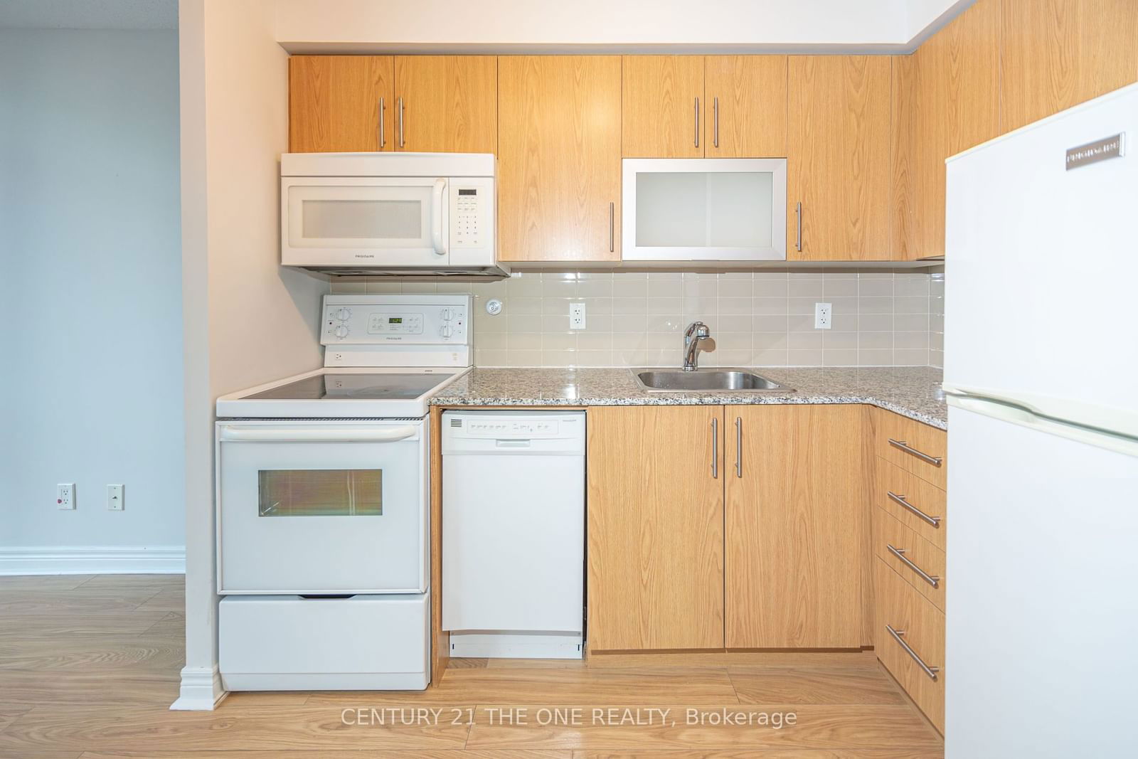 50 Town Centre Crt, unit 605 for sale - image #8