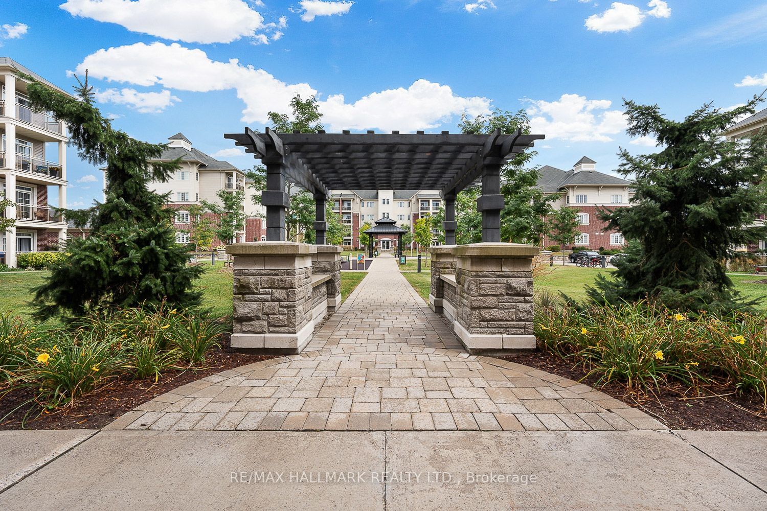 84 Aspen Springs Dr, unit 103 for sale - image #28