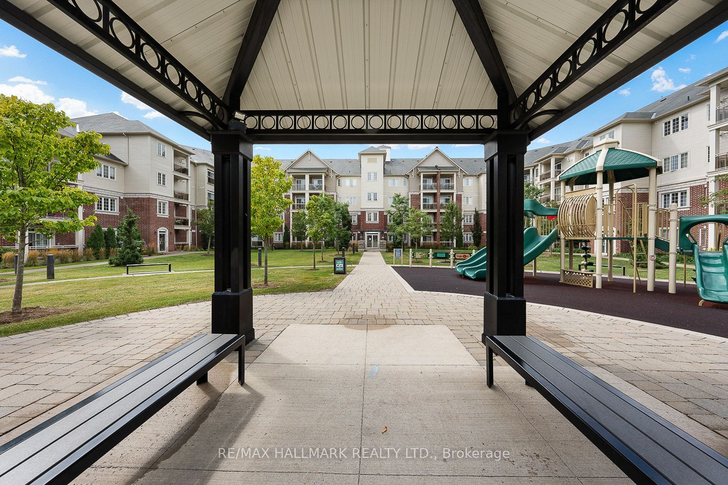 84 Aspen Springs Dr, unit 103 for sale - image #33