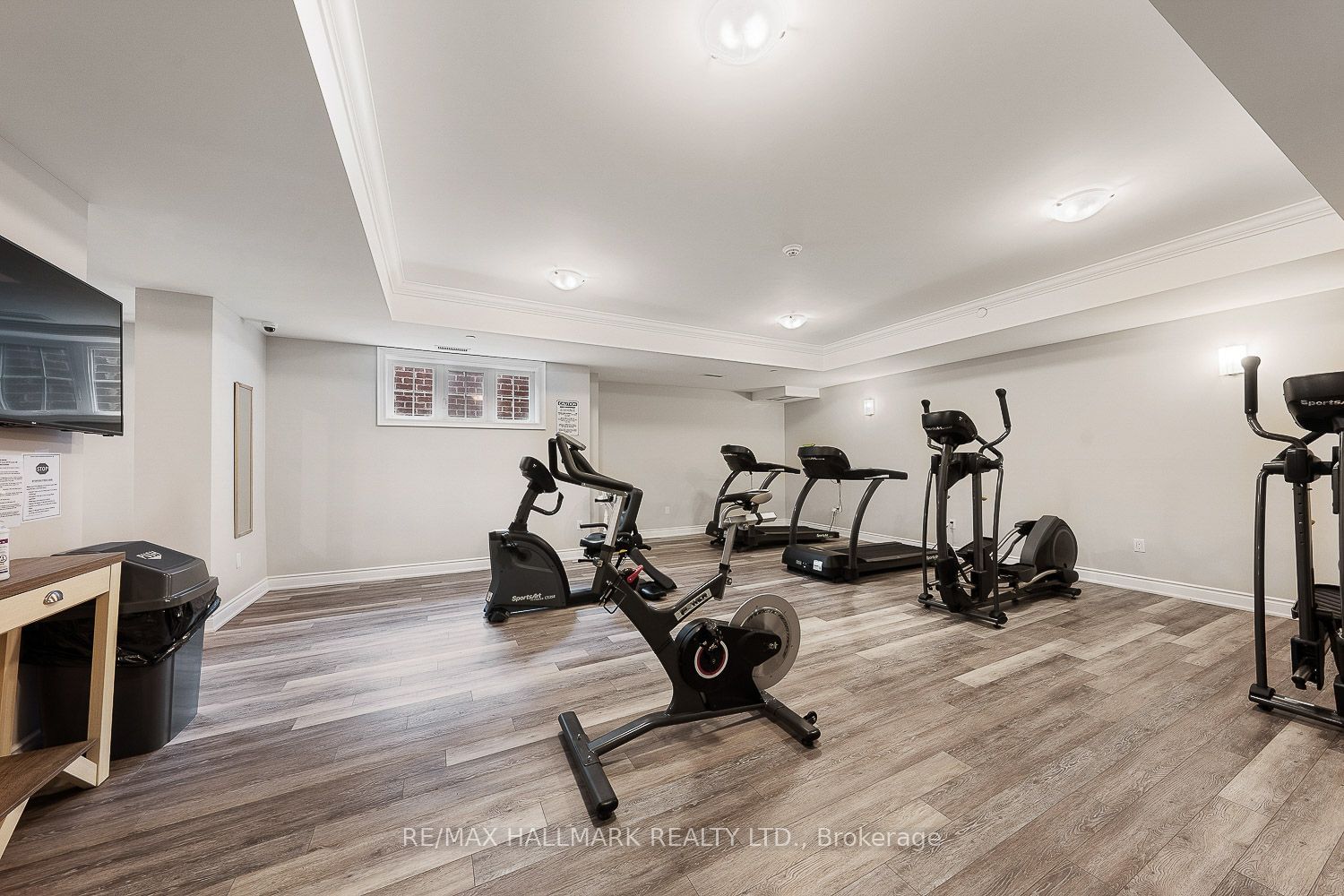 84 Aspen Springs Dr, unit 103 for sale - image #38