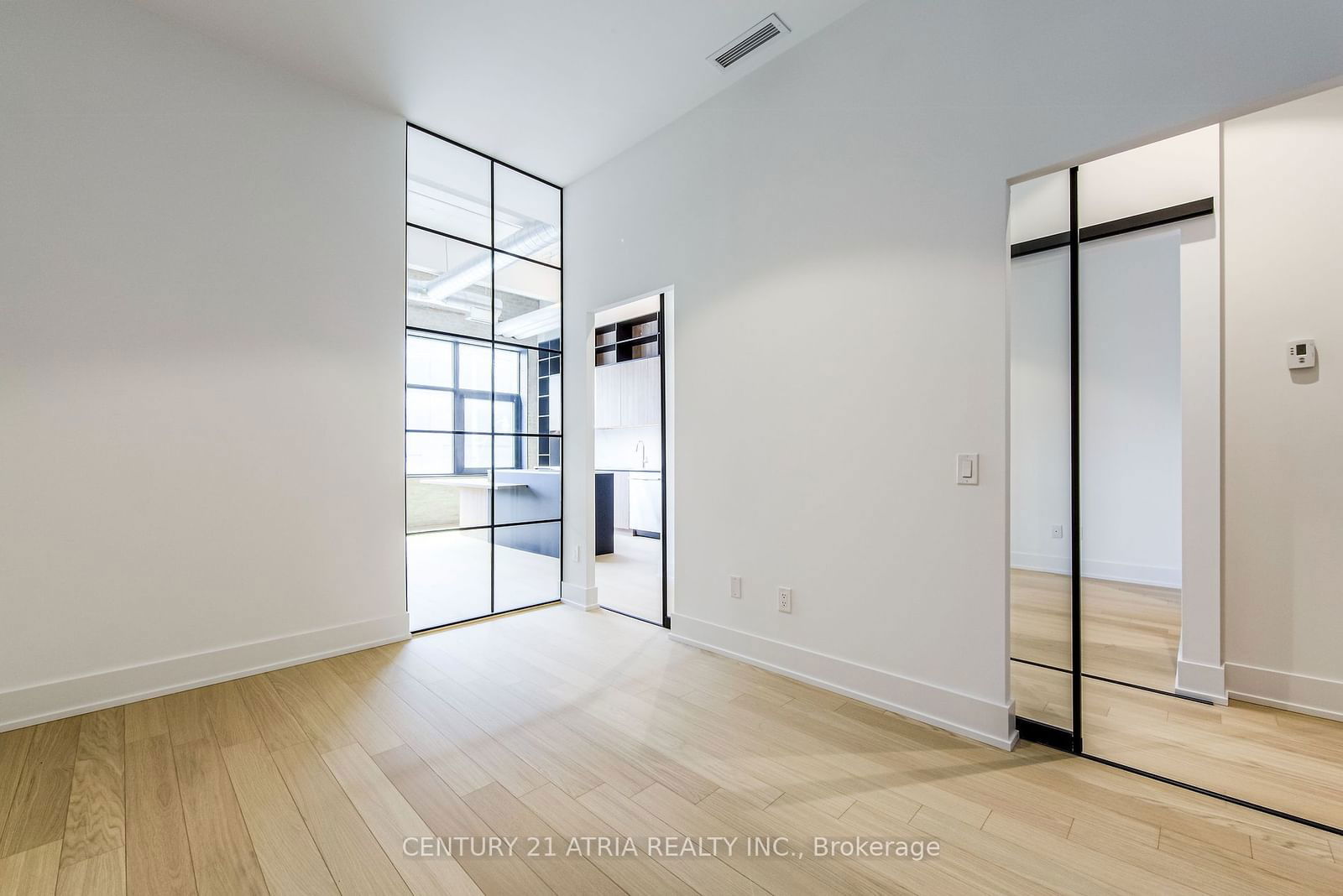 150 Logan Ave, unit 202 for sale - image #7