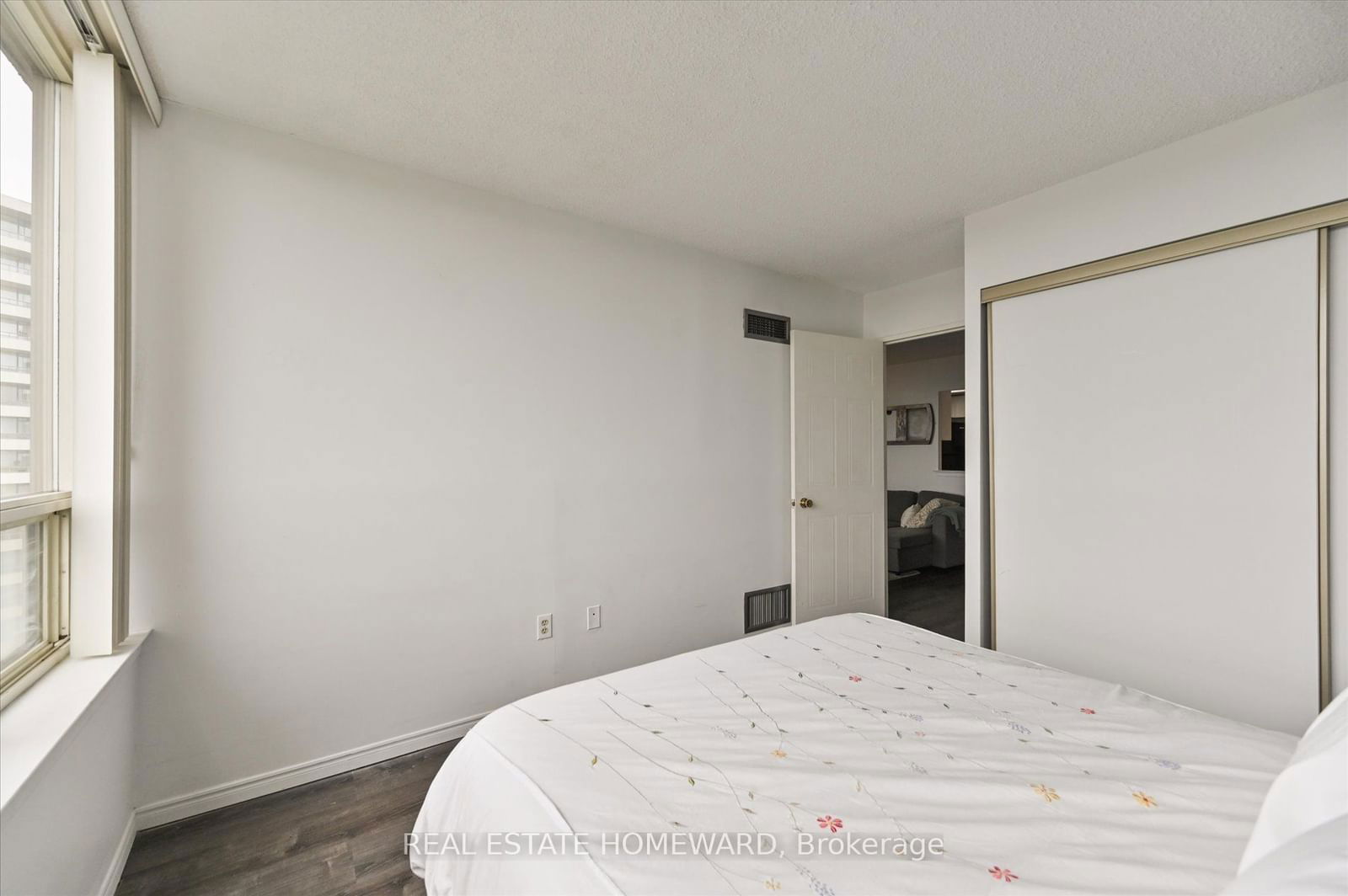 3 Greystone Walk Dr, unit 1519 for sale - image #22