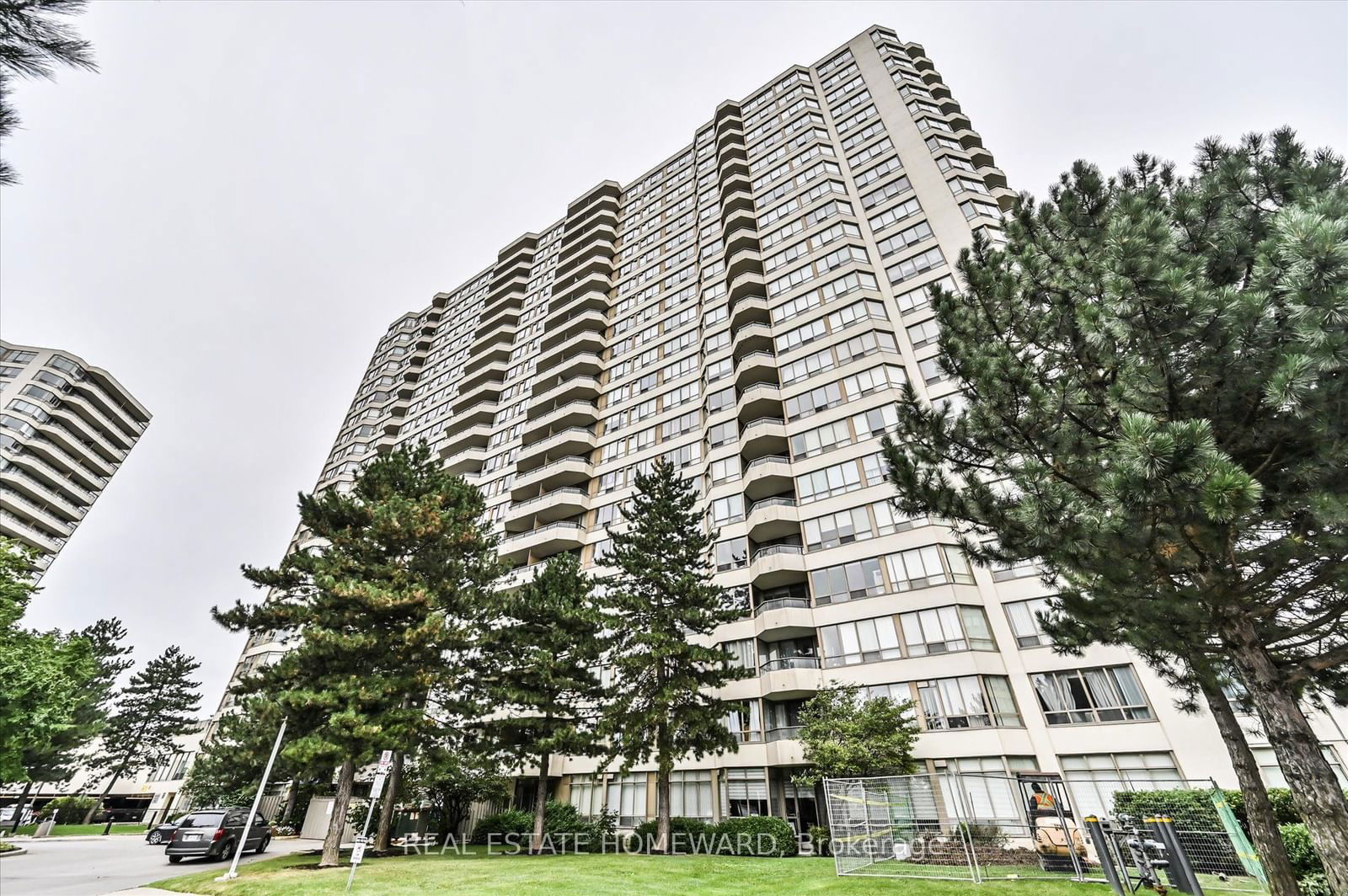 3 Greystone Walk Dr, unit 1519 for sale - image #3