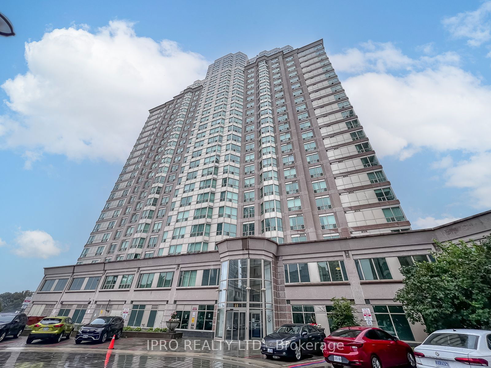 11 Lee Centre Dr, unit PH208 for sale