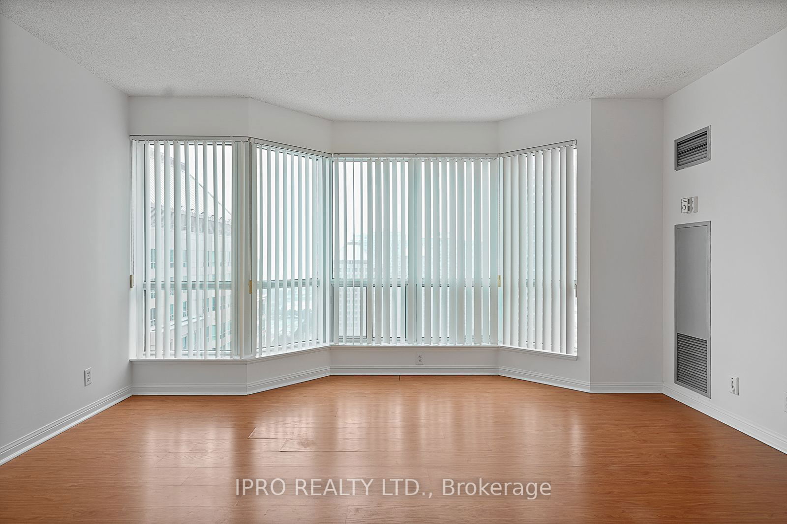 11 Lee Centre Dr, unit PH208 for sale - image #11