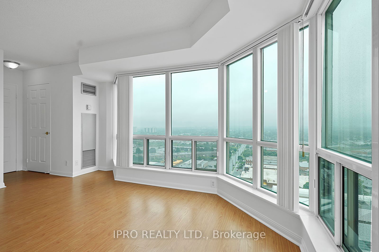 11 Lee Centre Dr, unit PH208 for sale - image #20