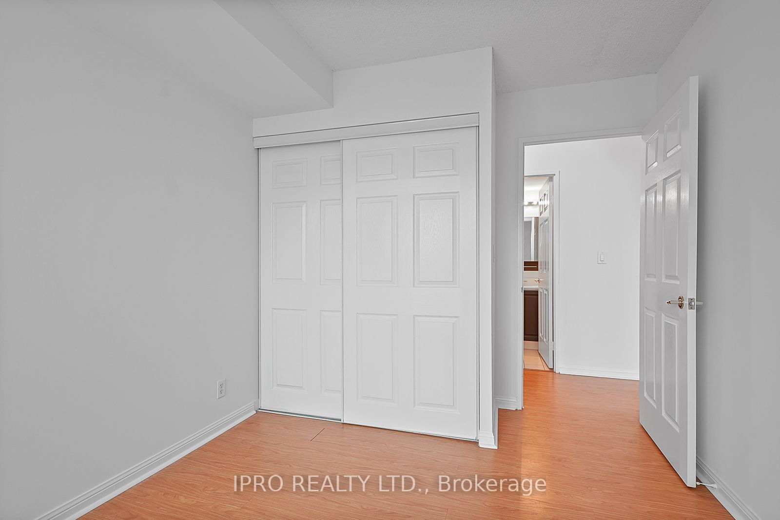 11 Lee Centre Dr, unit PH208 for sale - image #26