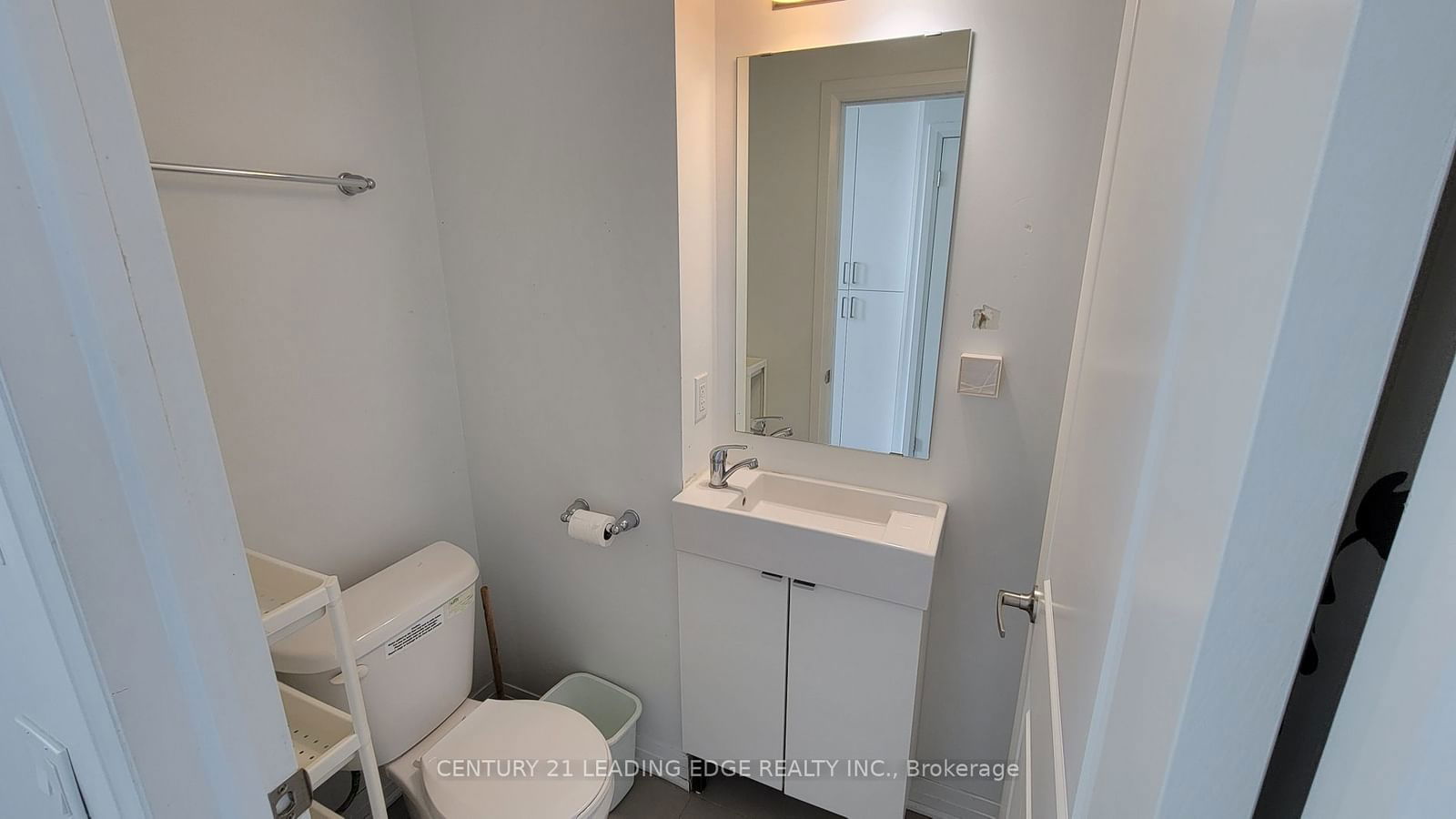 1900 Simcoe St N, unit 833 for rent - image #8