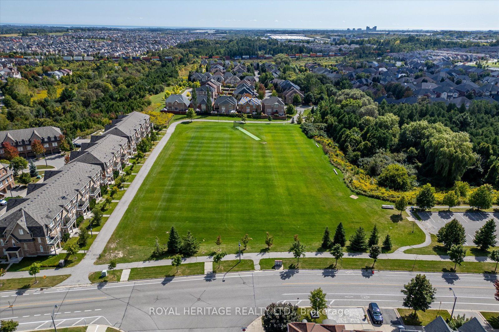 1-32 Good Lane Townhomes, Ajax, Toronto