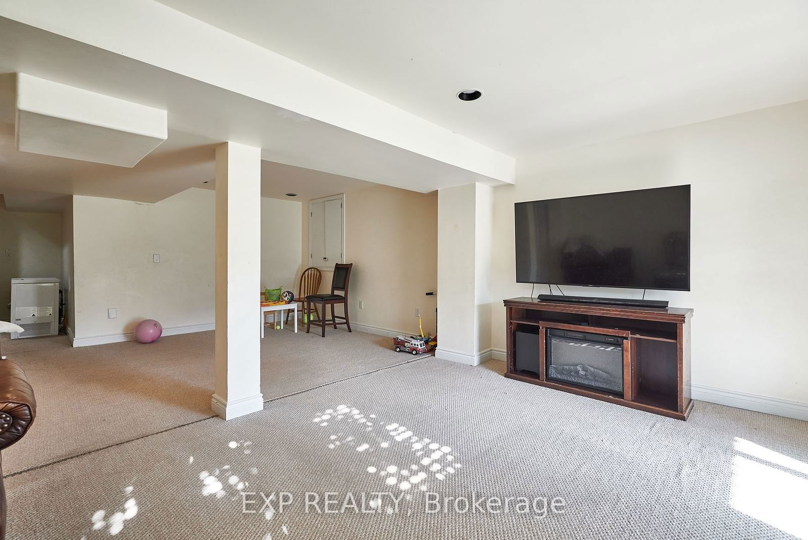 16 Ingold Lane, unit #8 for sale - image #38