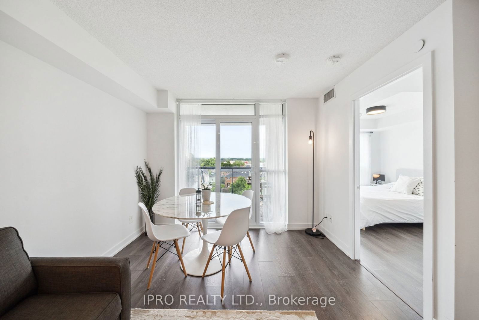 8 Trent Ave, unit 513 for sale - image #16