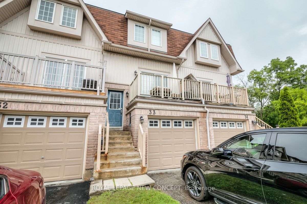 Strathmore Townhomes, Pickering, Toronto