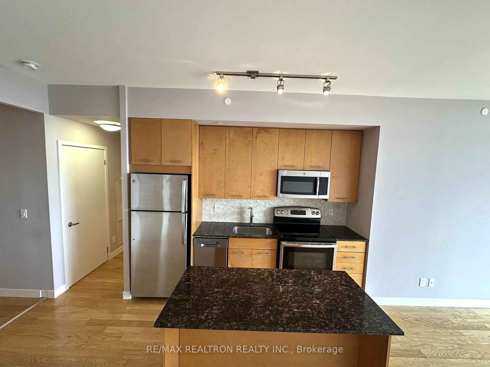 2055 Danforth Ave, unit 417 for sale