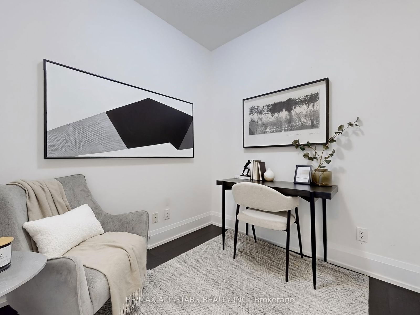 1215 Bayly St, unit LPH05 for sale - image #27