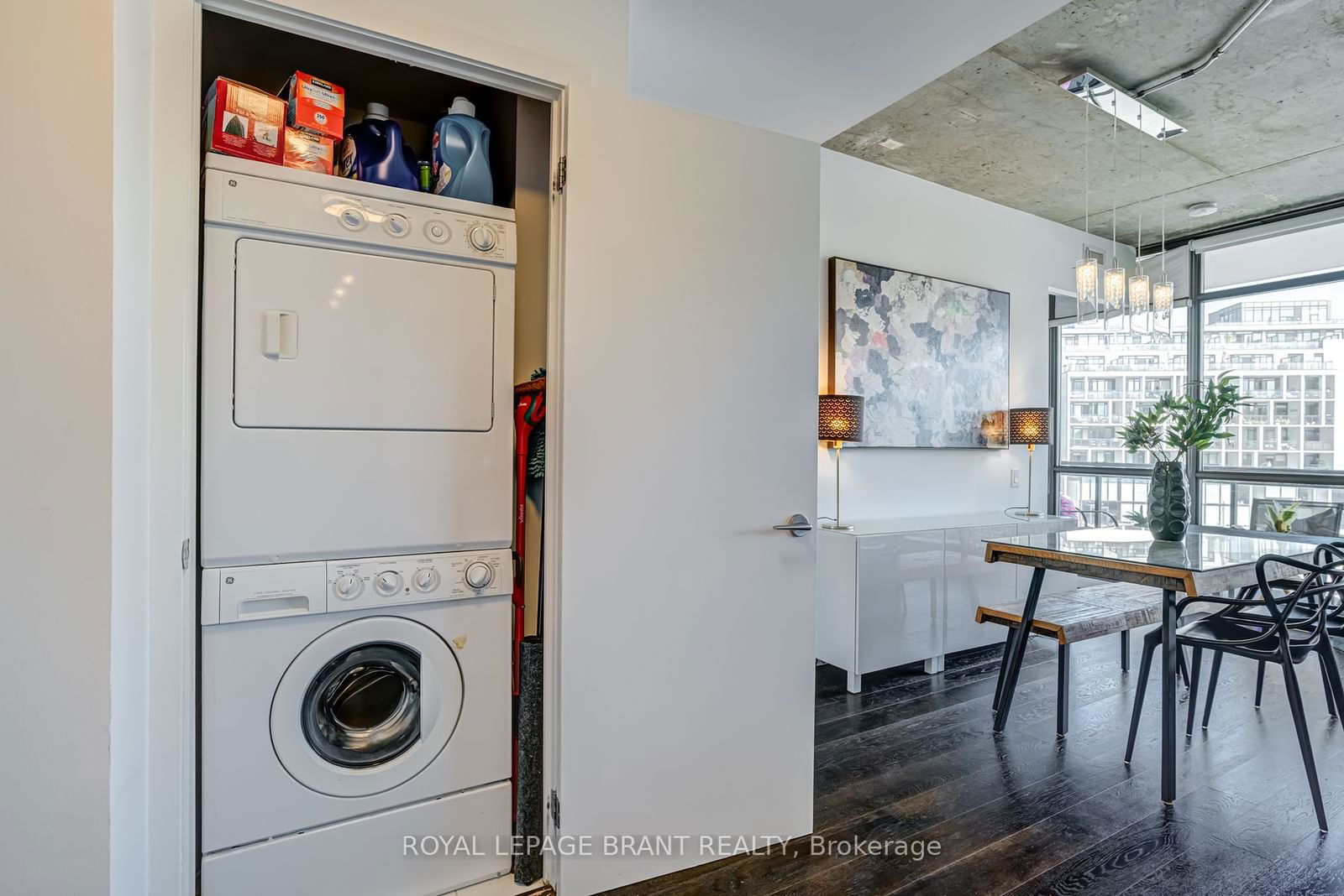 319 Carlaw Ave, unit #414 for sale - image #7