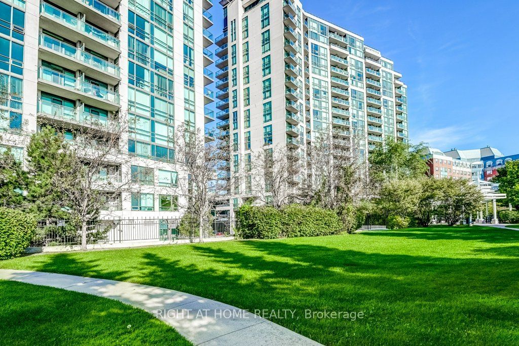 88 Grangeway Ave, unit 701 for sale - image #34