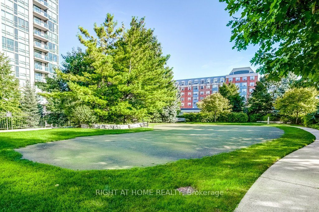 88 Grangeway Ave, unit 701 for sale - image #35