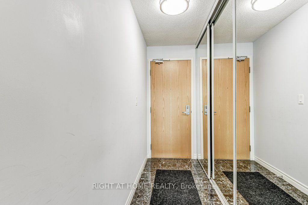 88 Grangeway Ave, unit 701 for sale - image #8