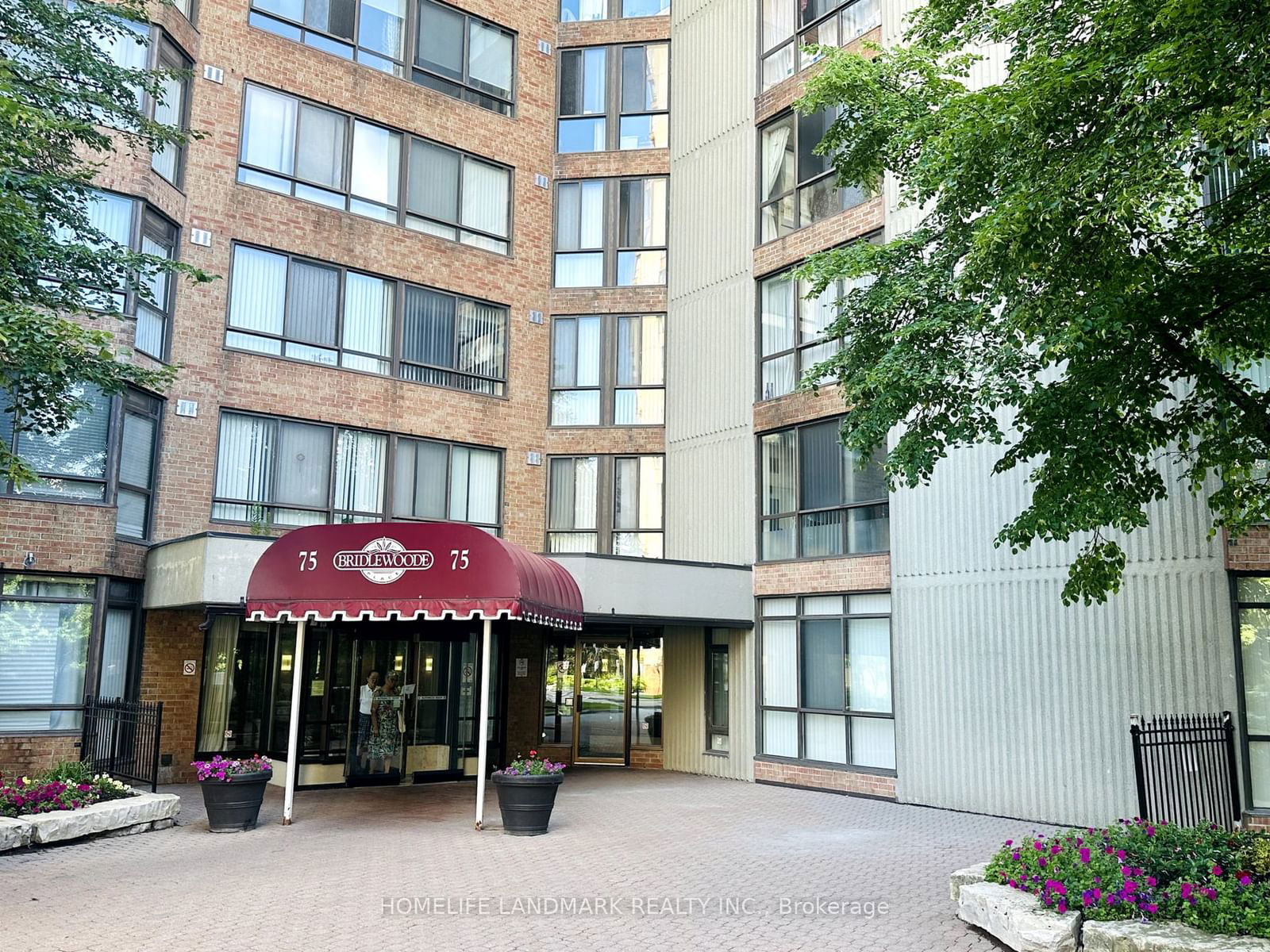 75 Bamburgh Circ, unit 1018 for sale - image #3