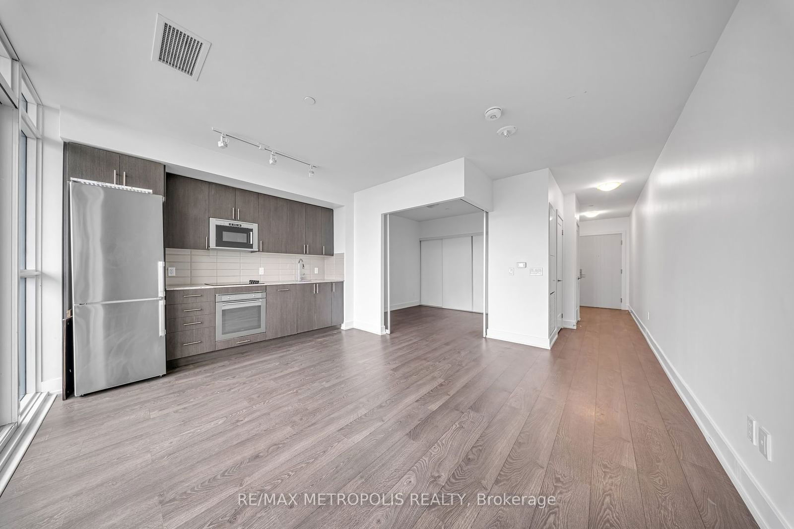 2550 Simcoe St N, unit 1720 for sale - image #8