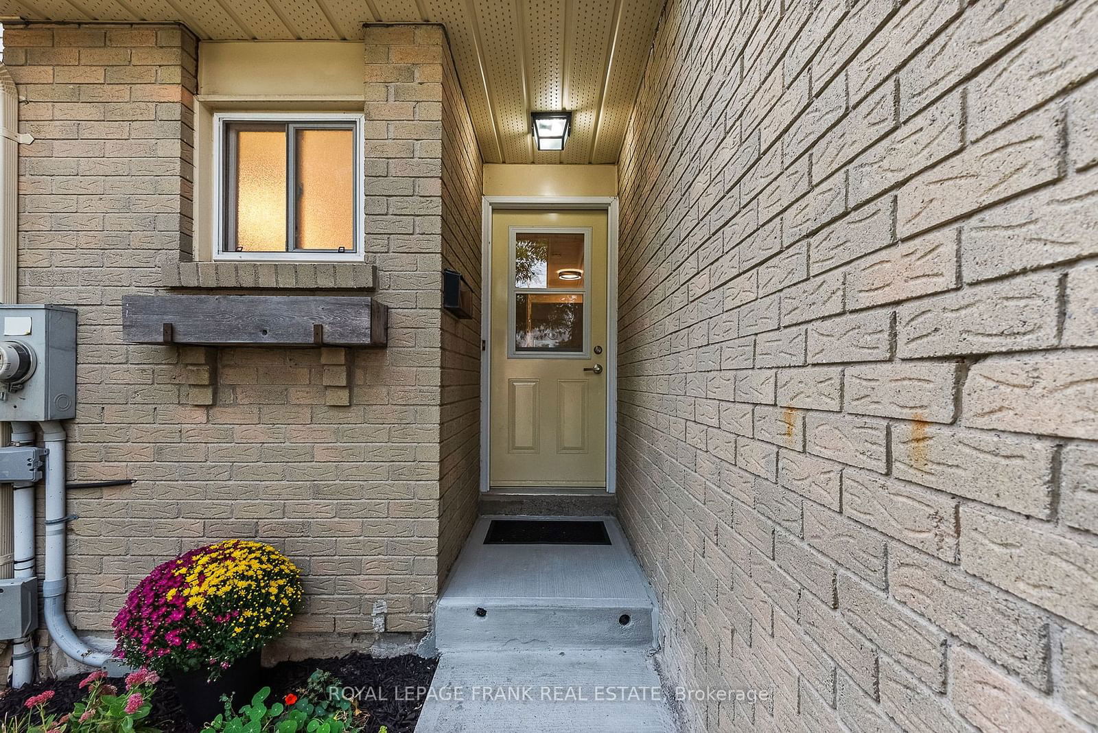 700 Harmony Rd N, unit 17 for sale - image #2