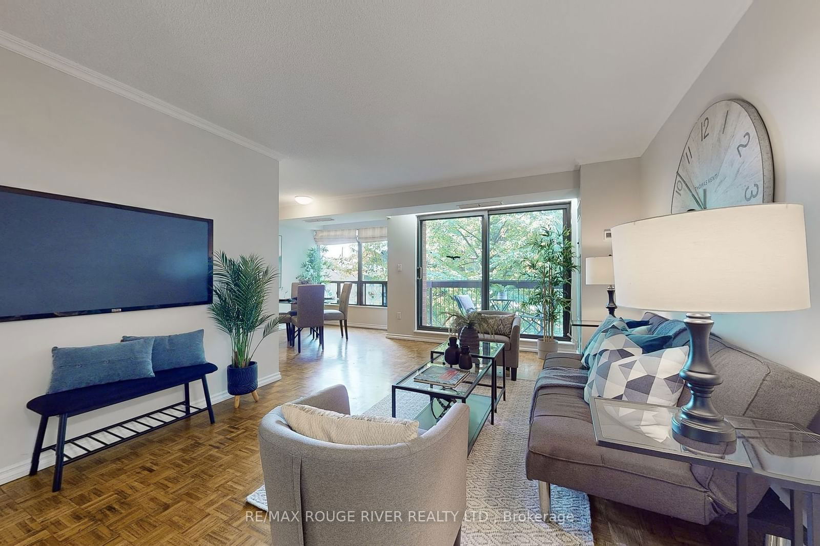 3734 St Clair Ave E, unit 303 for sale - image #4