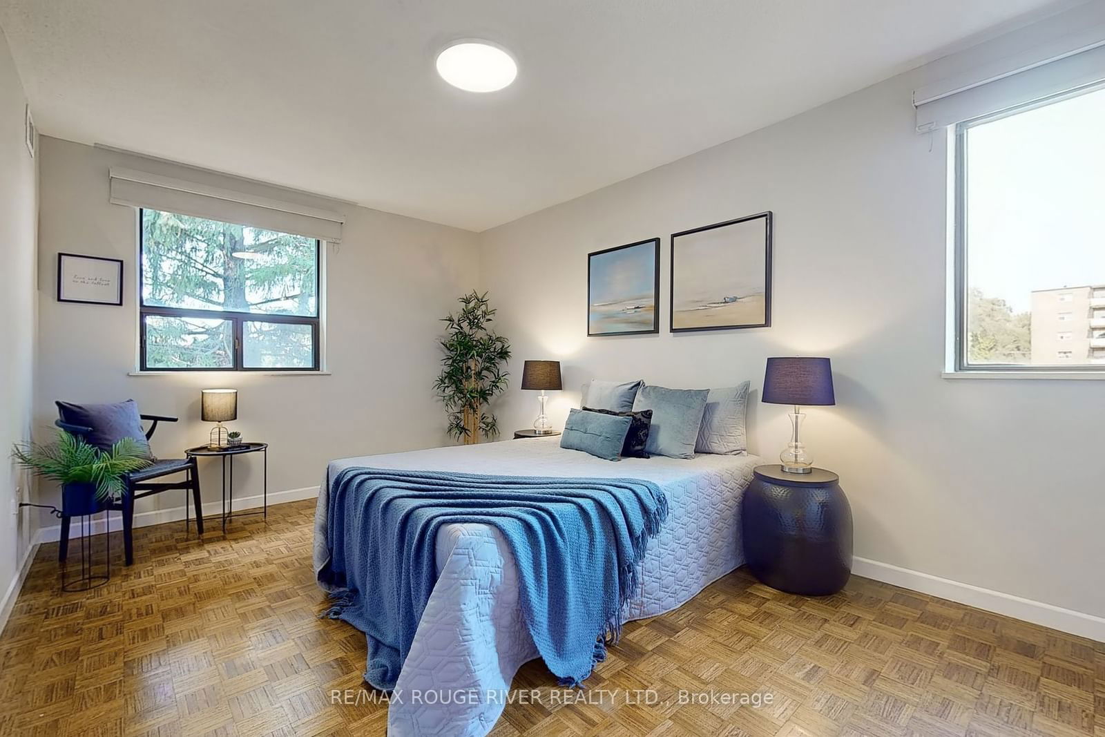 3734 St Clair Ave E, unit 303 for sale - image #8