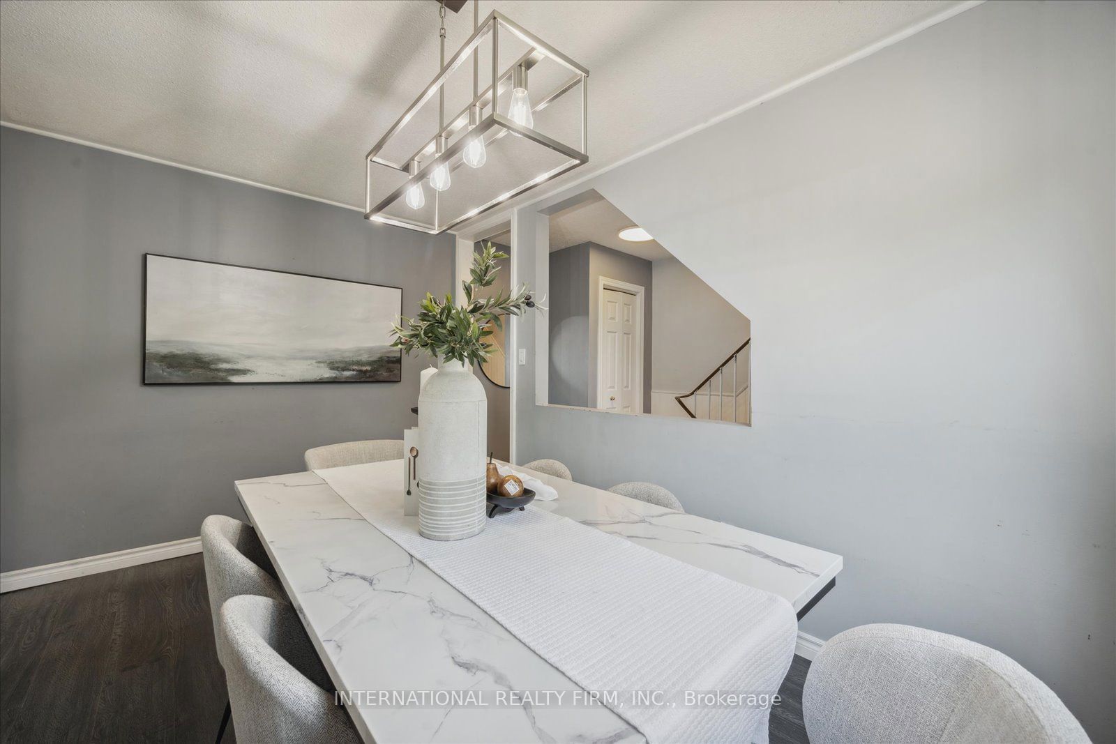 909 King St W, unit 1 for sale - image #8