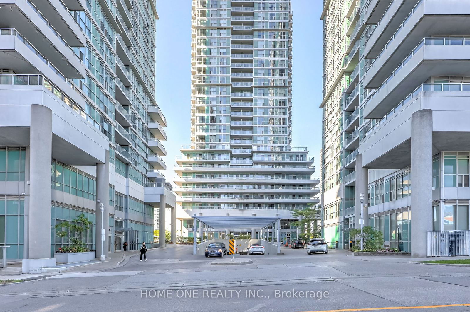 70 Town Centre Crt, unit Ph 3504 for sale - image #2