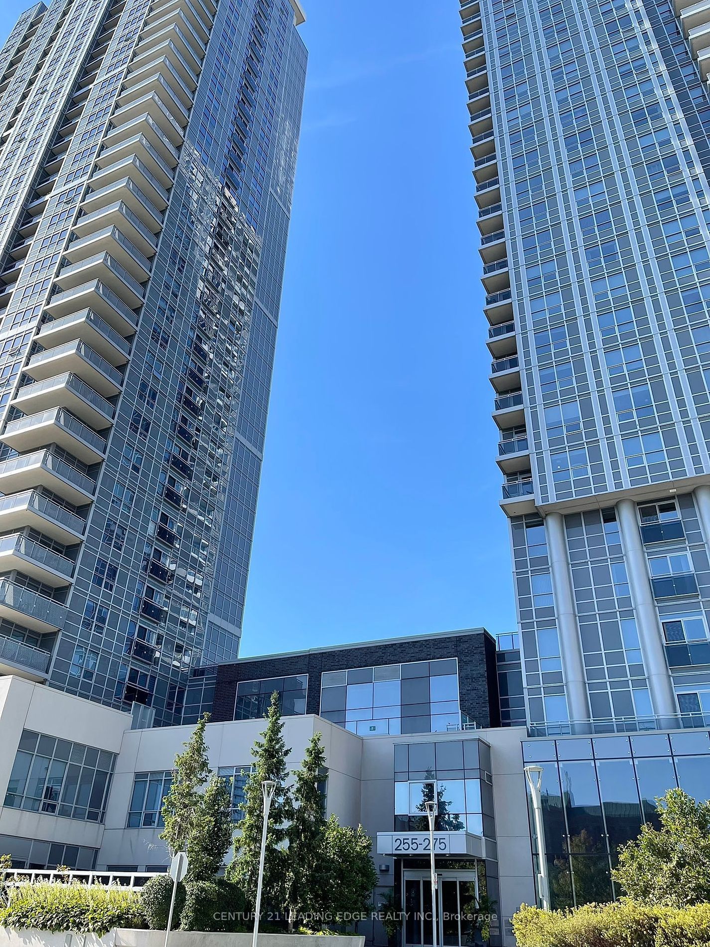 255 Village Green Sq, unit 2506 for rent - image #1