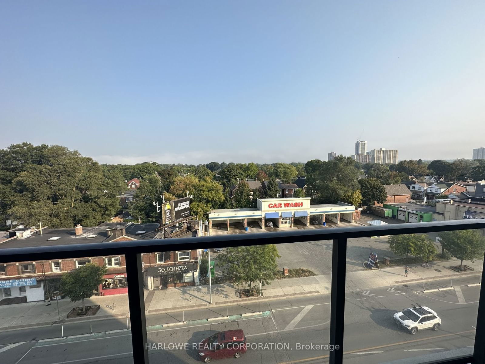 2369 Danforth Ave, unit 605 for rent