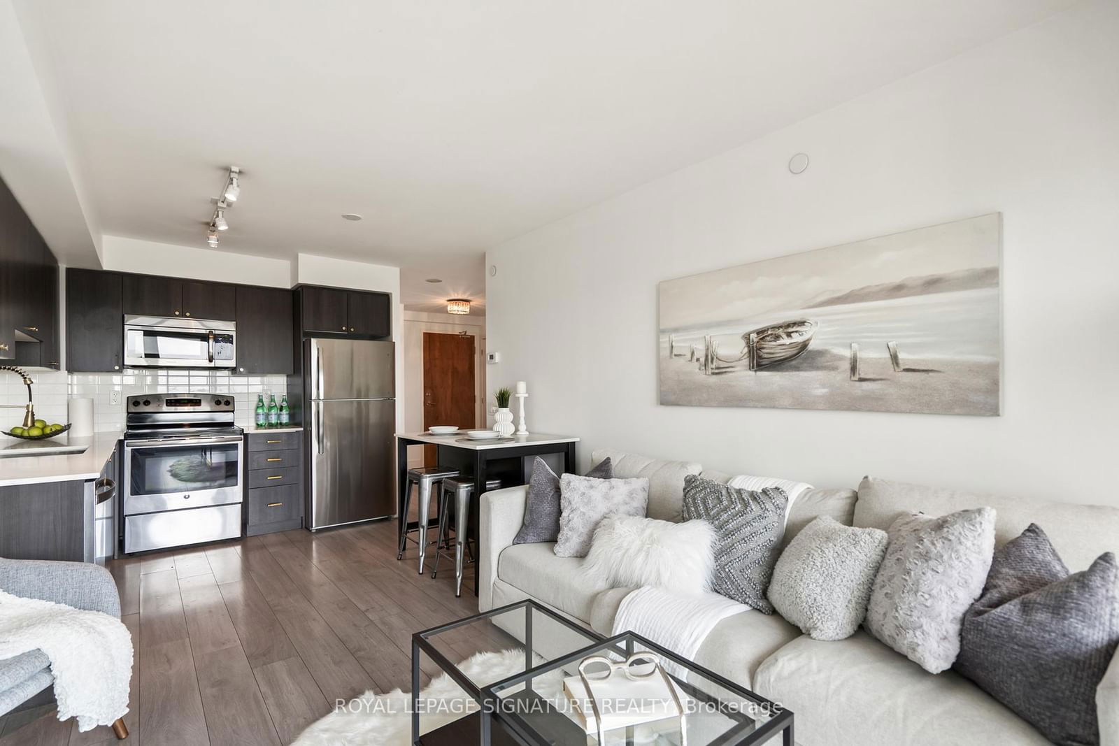 1215 Bayly St, unit 408 for sale - image #8