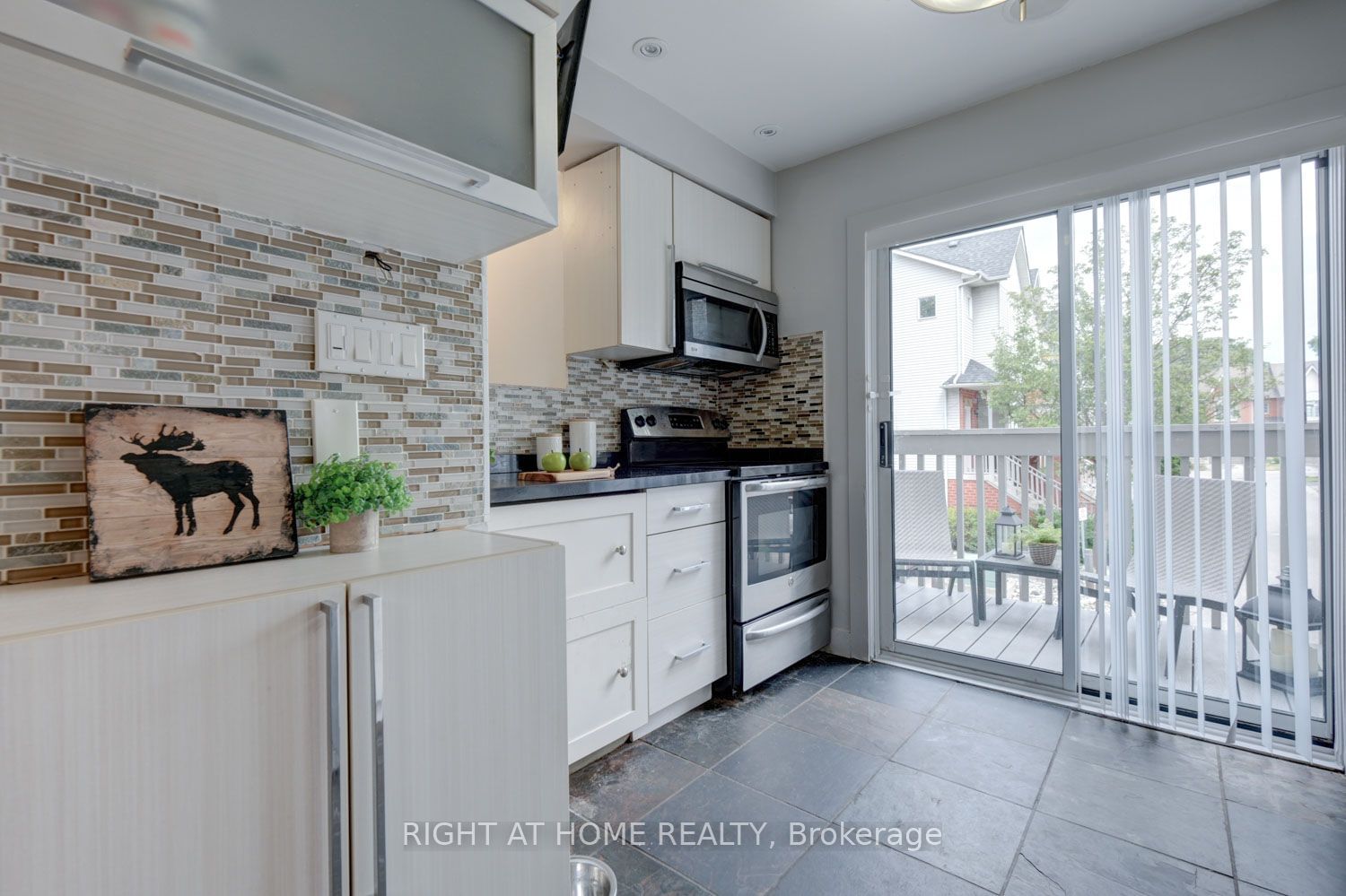 1865 Kingston Rd, unit 69 for sale - image #6