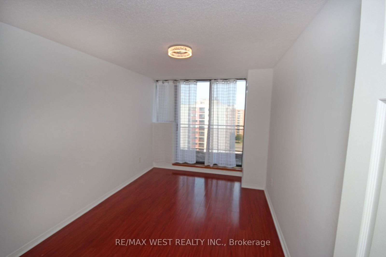 99 Blackwell Ave, unit PH213 for rent