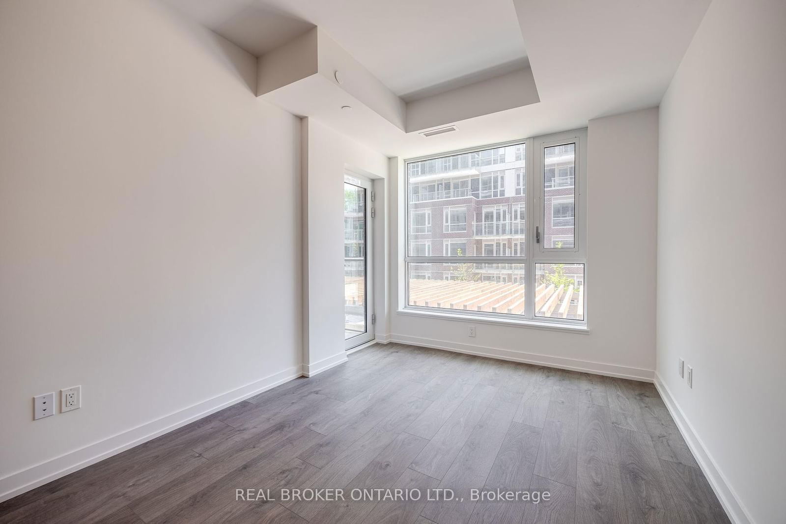 150 Logan Ave, unit 223 for rent - image #7