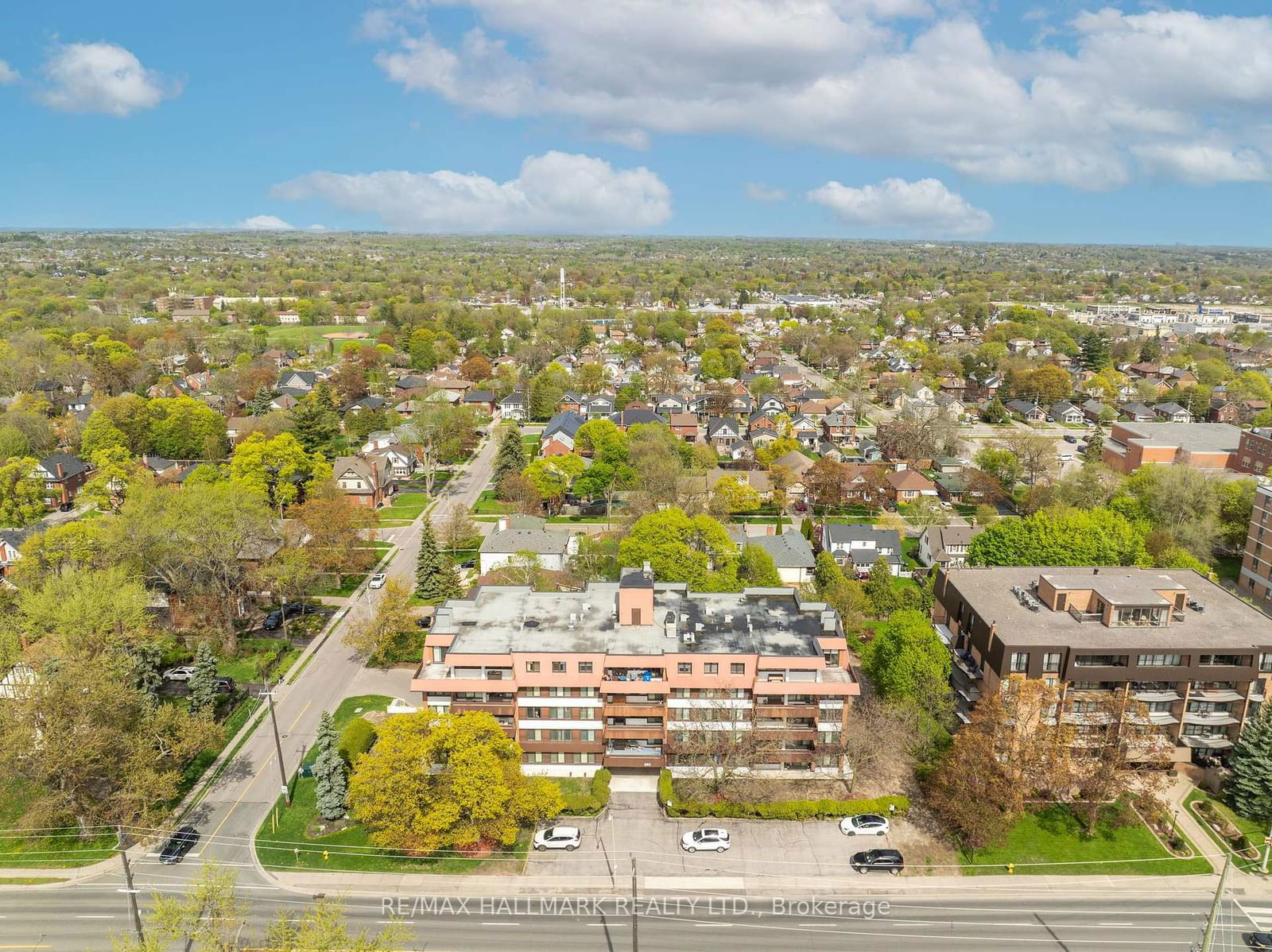 The Aberdeen Condos, Oshawa, Toronto