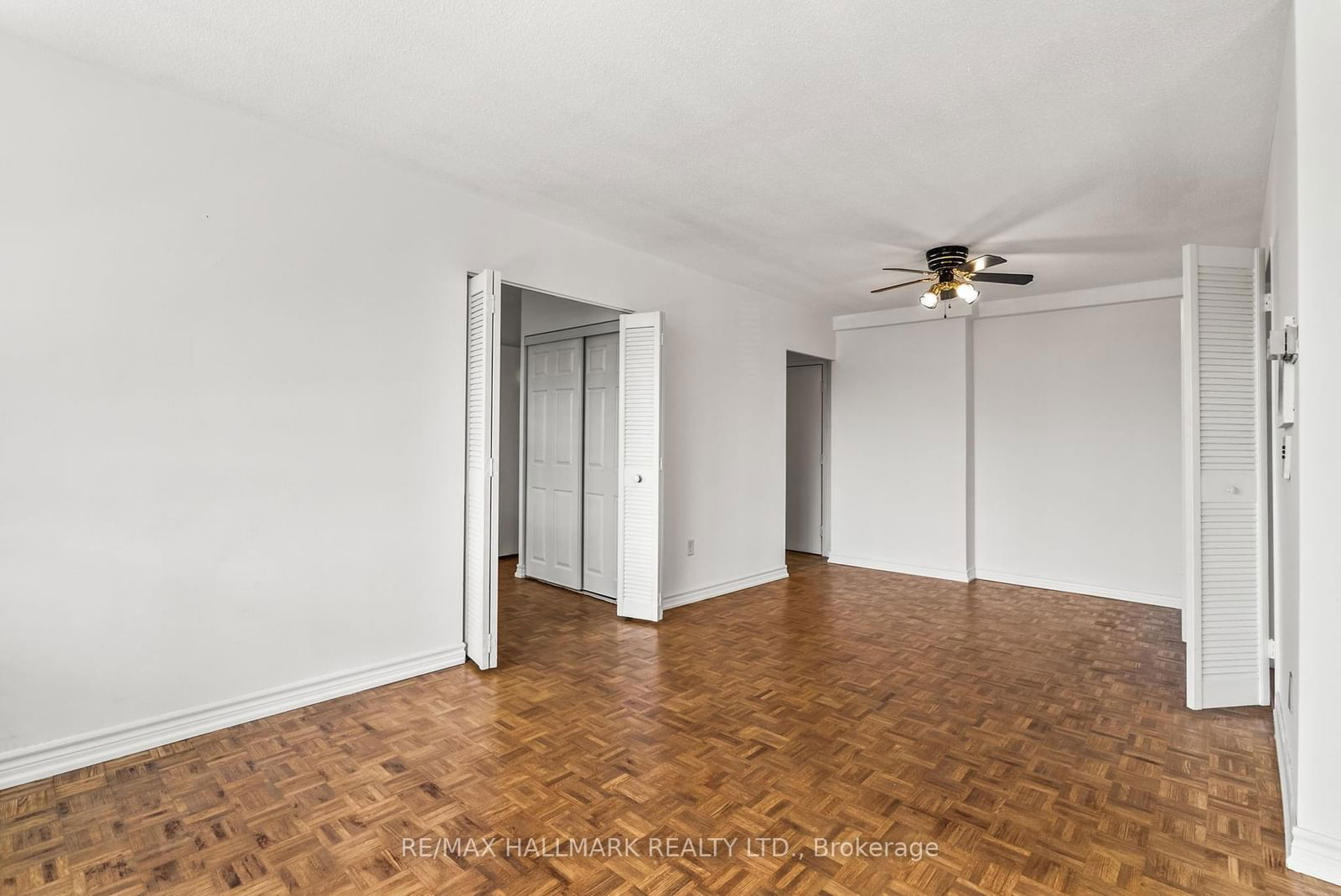 363 Simcoe St N, unit 305 for sale - image #20