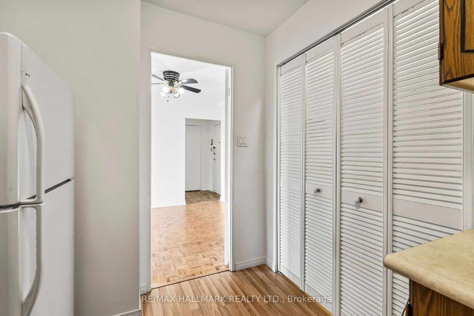 363 Simcoe St N, unit 305 for sale - image #24