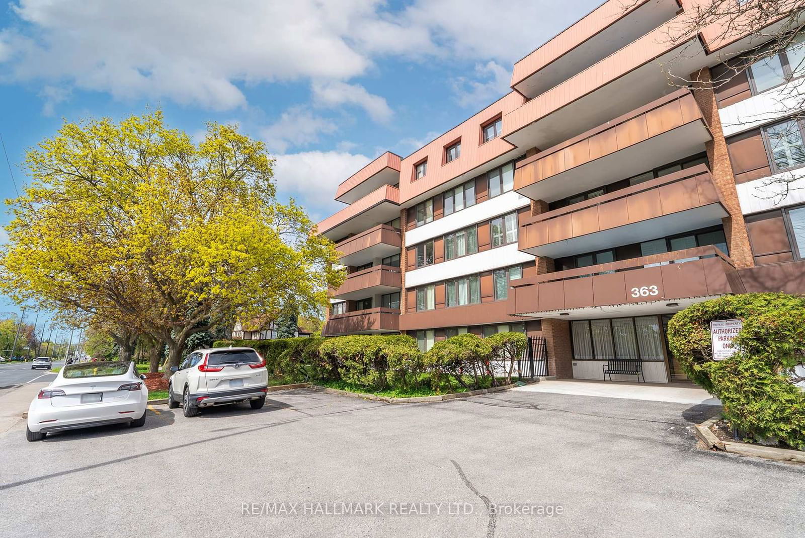 The Aberdeen Condos, Oshawa, Toronto