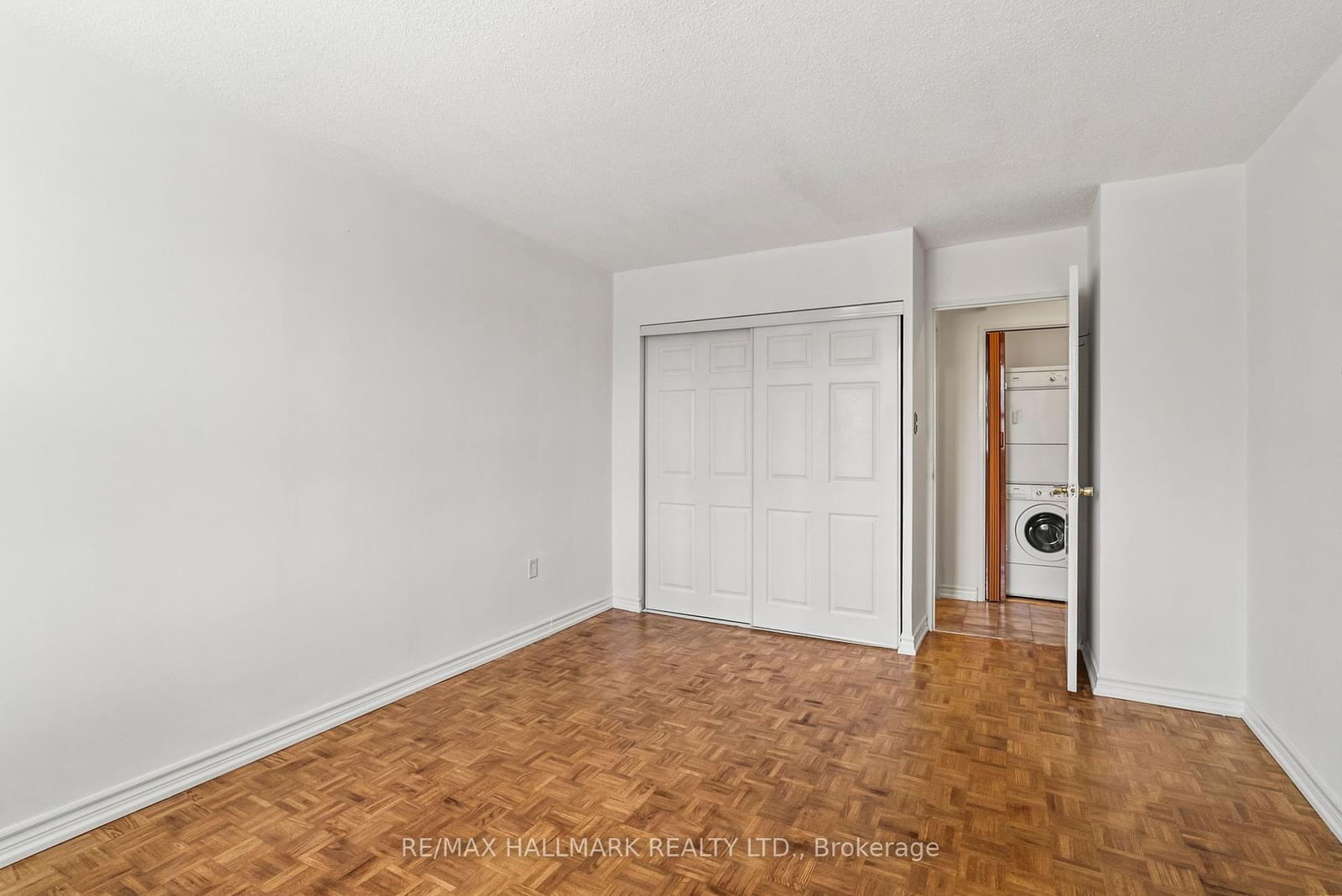 363 Simcoe St N, unit 305 for sale - image #33