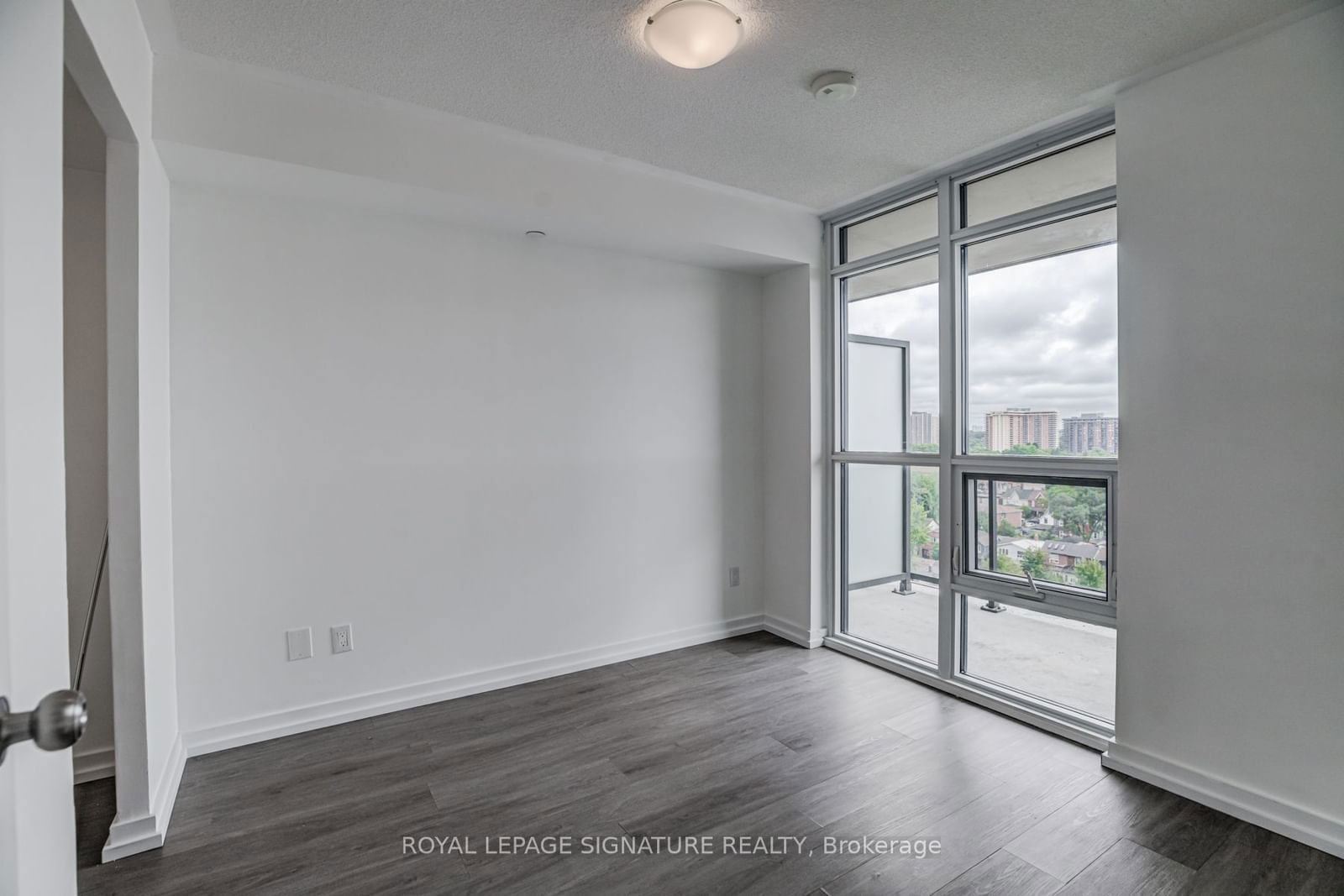 8 Trent Ave, unit 1013 for rent - image #25