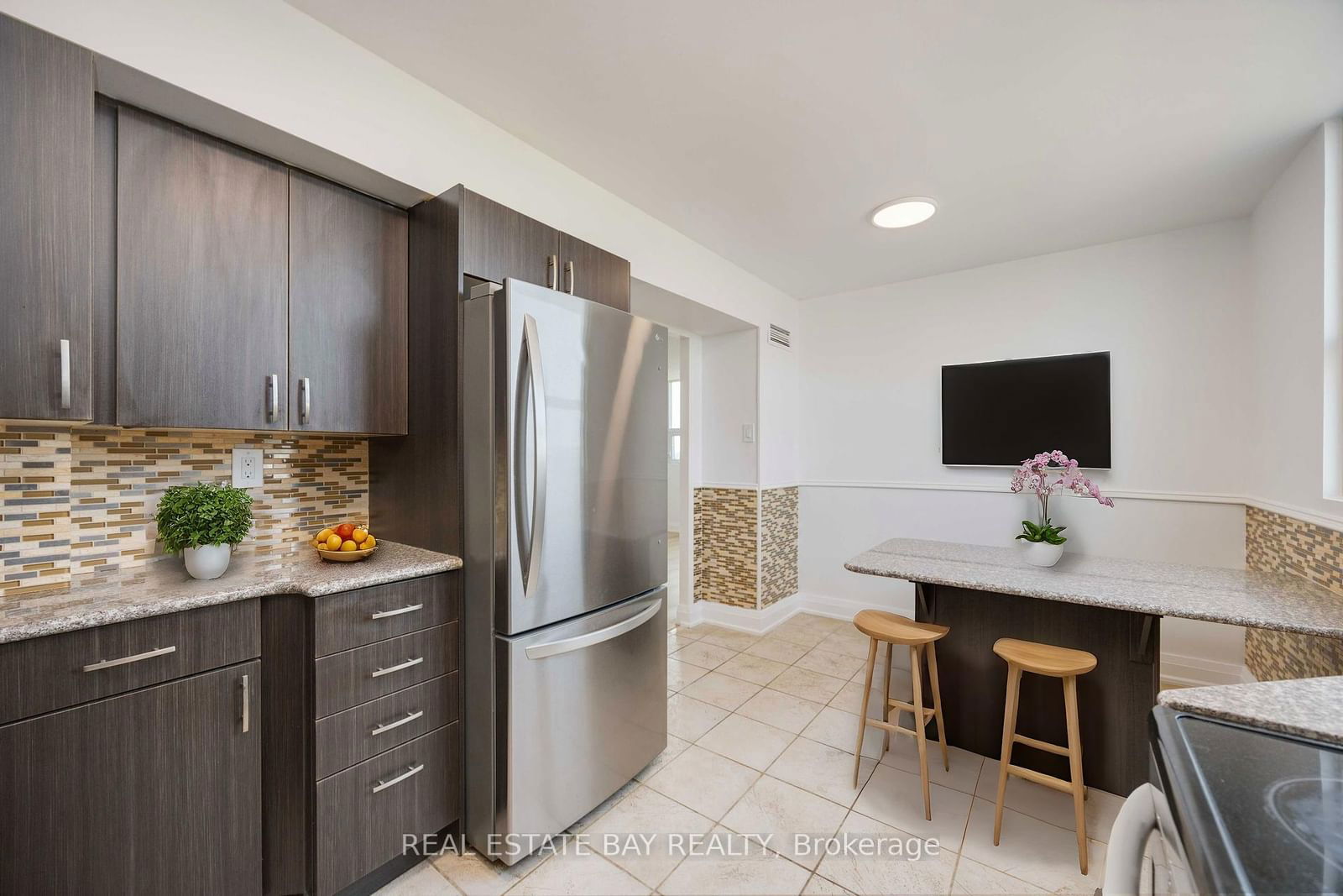 2 Westney Rd N, unit PH 206 for sale - image #17