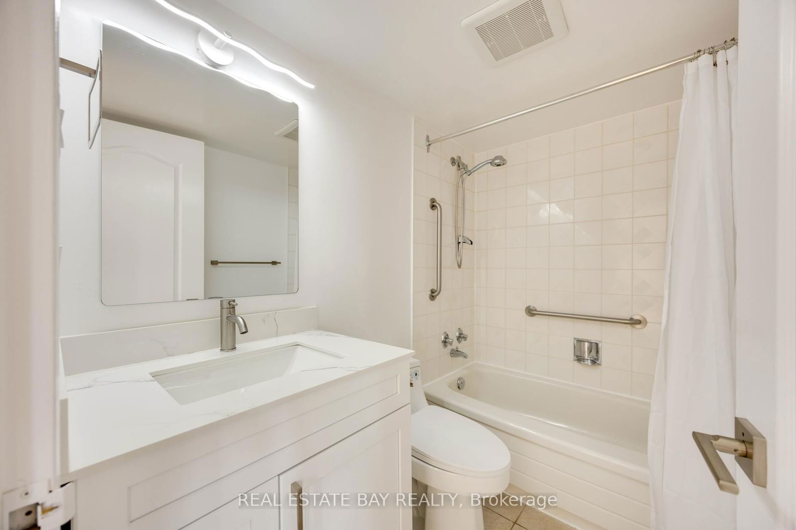 2 Westney Rd N, unit PH 206 for sale - image #21