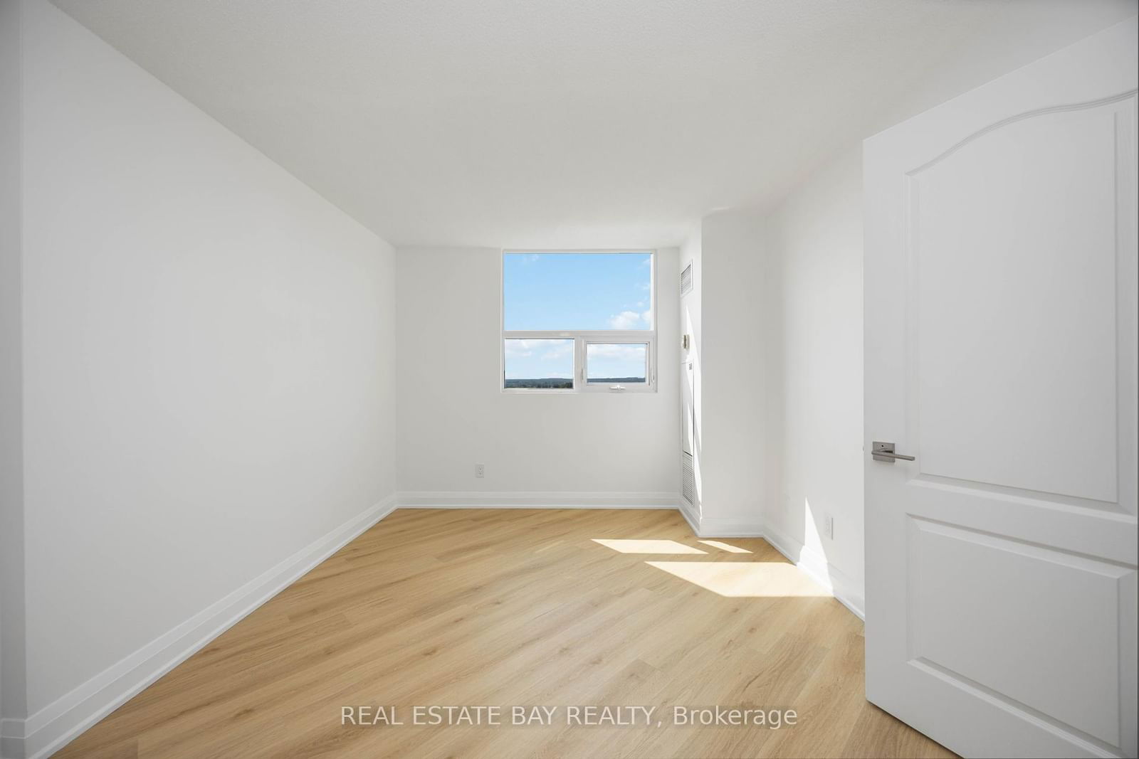 2 Westney Rd N, unit PH 206 for sale - image #26