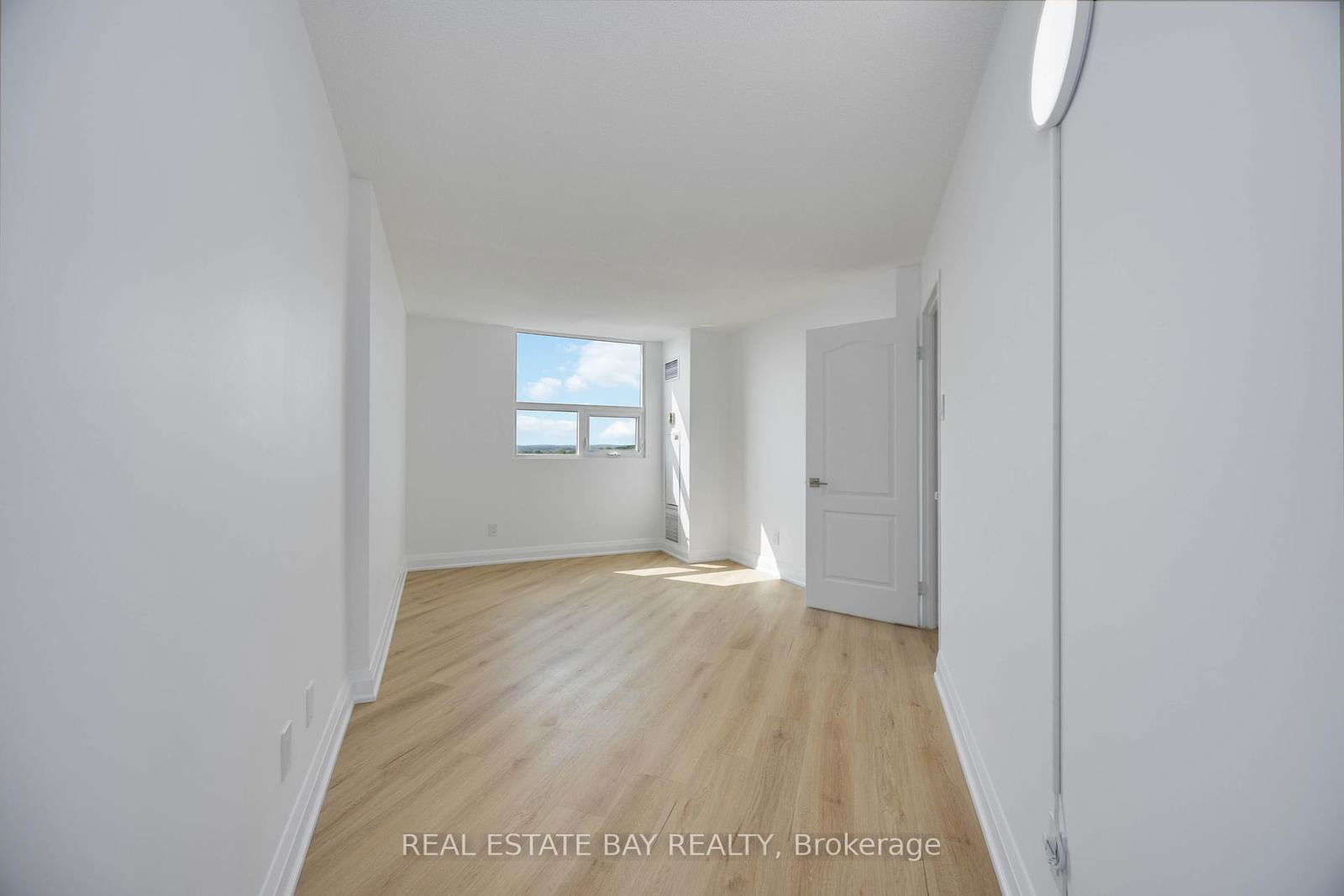 2 Westney Rd N, unit PH 206 for sale - image #28